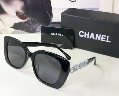 CHNL Sunglasses AAAA-724