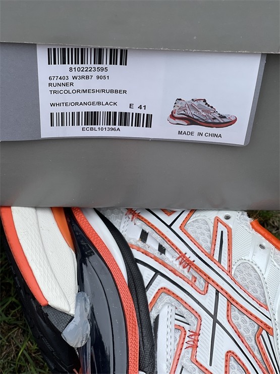 B 17FW Tripe-S High End Sneaker-288