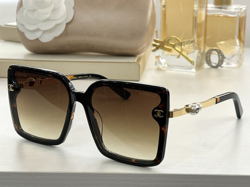 CHNL Sunglasses AAAA-698