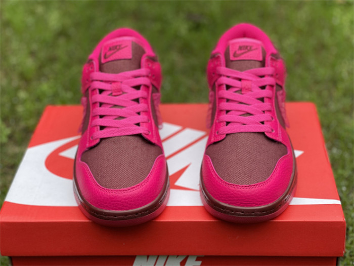 Authentic Nike Dunk Low “Valentine's Day”