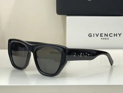 GIVENCHY Sunglasses AAAA-236