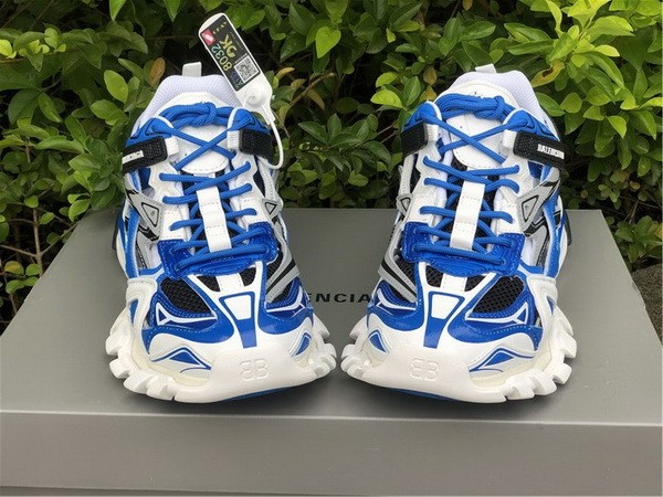 B 17FW Tripe-S High End Sneaker-212