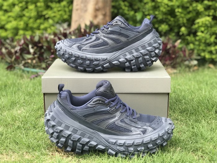 B 17FW Tripe-S High End Sneaker-313