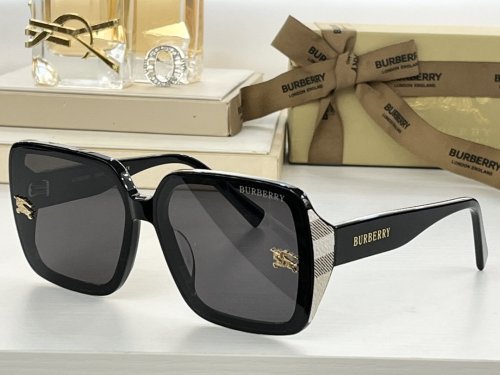 Burberry Sunglasses AAAA-335