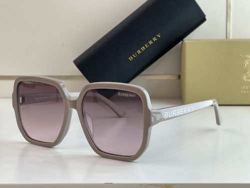 Burberry Sunglasses AAAA-434