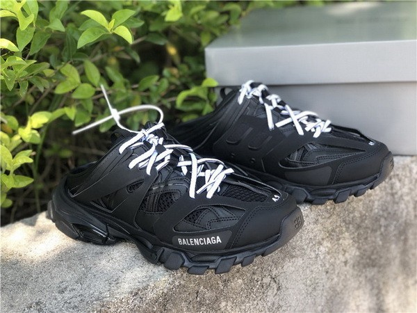 B 17FW Tripe-S High End Sneaker-217