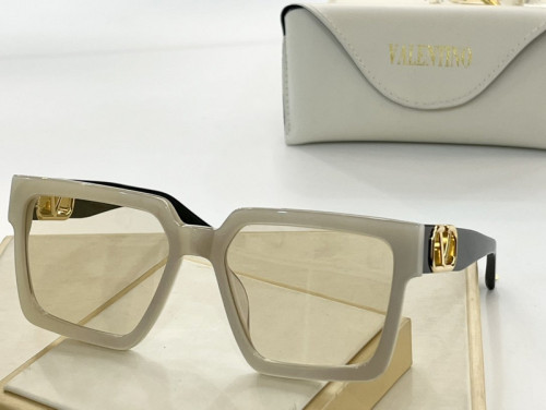 V Sunglasses AAAA-076