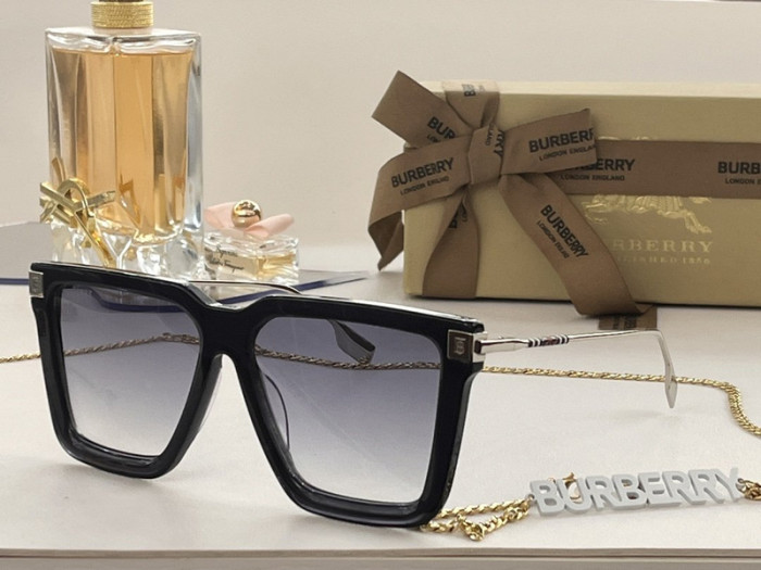 Burberry Sunglasses AAAA-1118