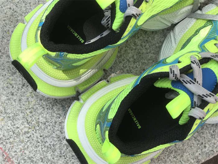 B 17FW Tripe-S High End Sneaker-376