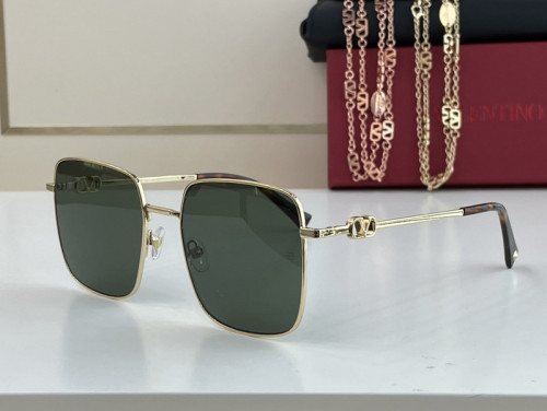 V Sunglasses AAAA-052