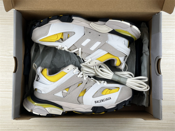 B 17FW Tripe-S High End Sneaker-416