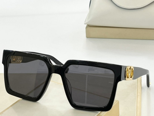 V Sunglasses AAAA-069