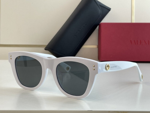 V Sunglasses AAAA-196