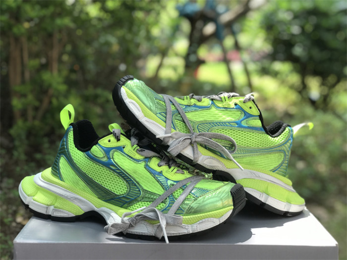 B 17FW Tripe-S High End Sneaker-376