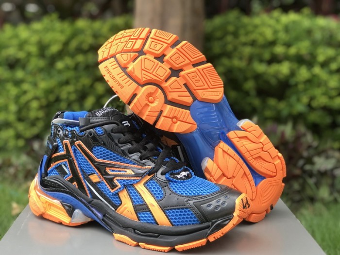 B 17FW Tripe-S High End Sneaker-327