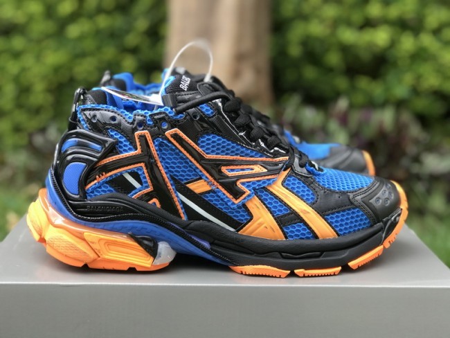 B 17FW Tripe-S High End Sneaker-327