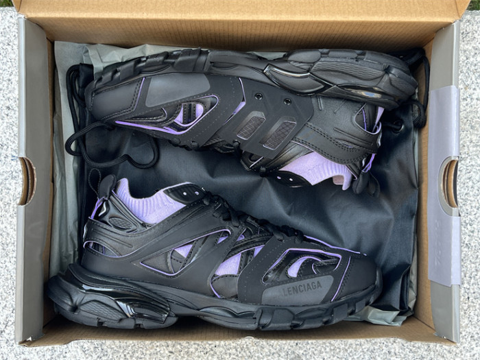 B 17FW Tripe-S High End Sneaker-434