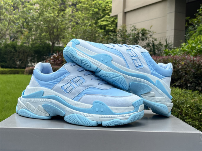 B 17FW Tripe-S High End Sneaker-423