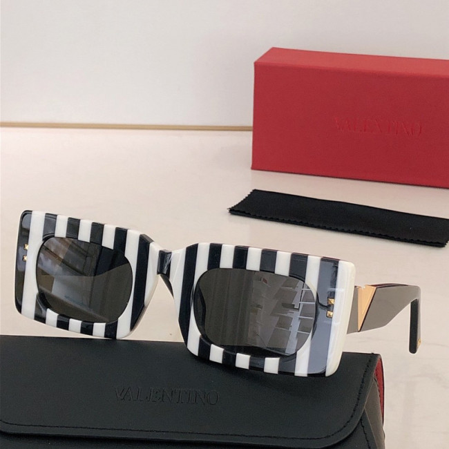 V Sunglasses AAAA-207