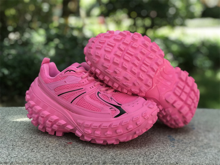 B 17FW Tripe-S High End Sneaker-388