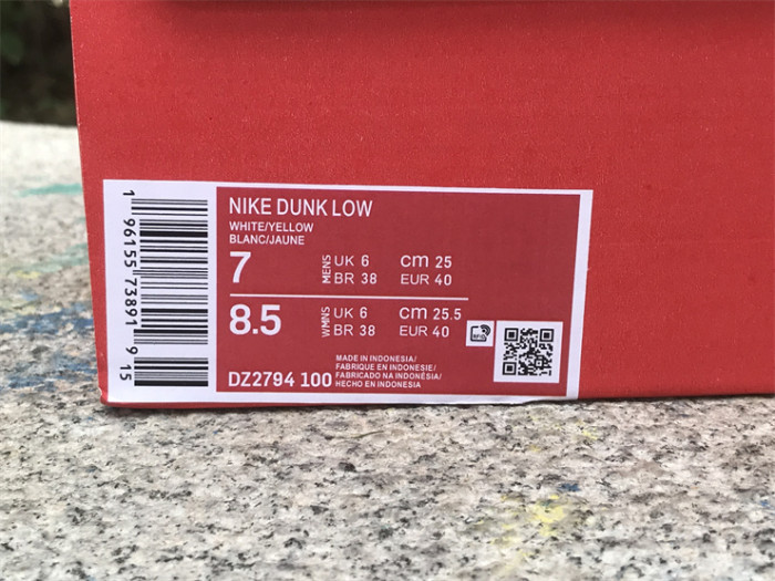 Authentic Nike Dunk Low Twist “Vivid Sulfur”