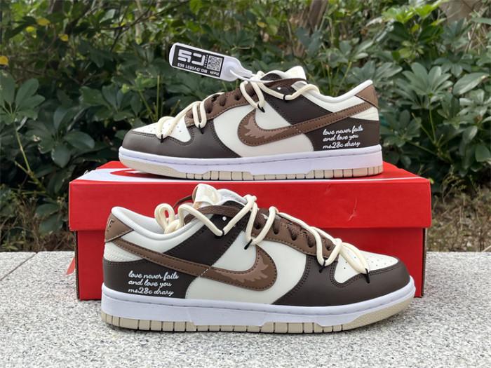 Authentic Nike SB Dunk Low Phantom