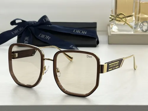 Dior Sunglasses AAAA-519