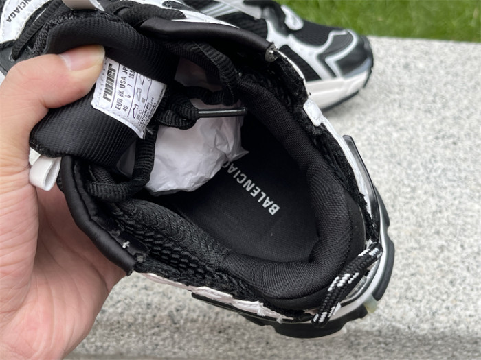 B 17FW Tripe-S High End Sneaker-430