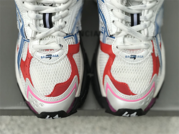 B 17FW Tripe-S High End Sneaker-382