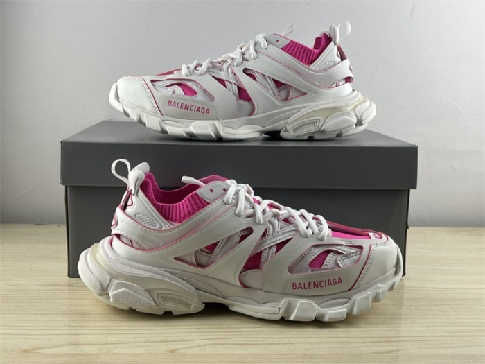 B 17FW Tripe-S High End Sneaker-435