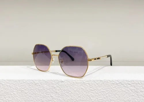CHNL Sunglasses AAAA-1426