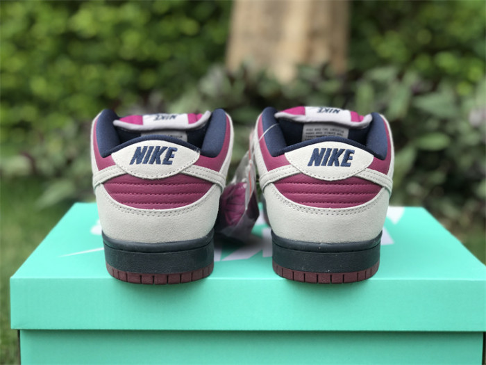 Authentic Nike SB Dunk Low Bordeaux