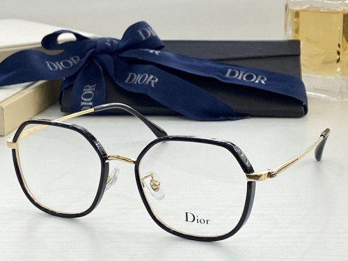 Dior Sunglasses AAAA-812