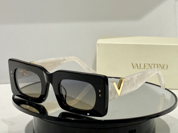 V Sunglasses AAAA-197