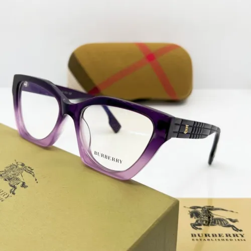 Burberry Sunglasses AAAA-1112