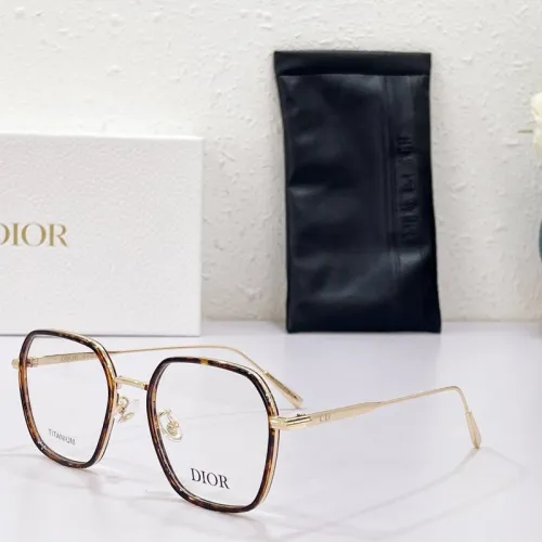 Dior Sunglasses AAAA-802