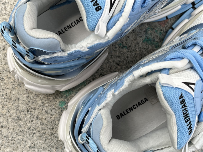 B 17FW Tripe-S High End Sneaker-414