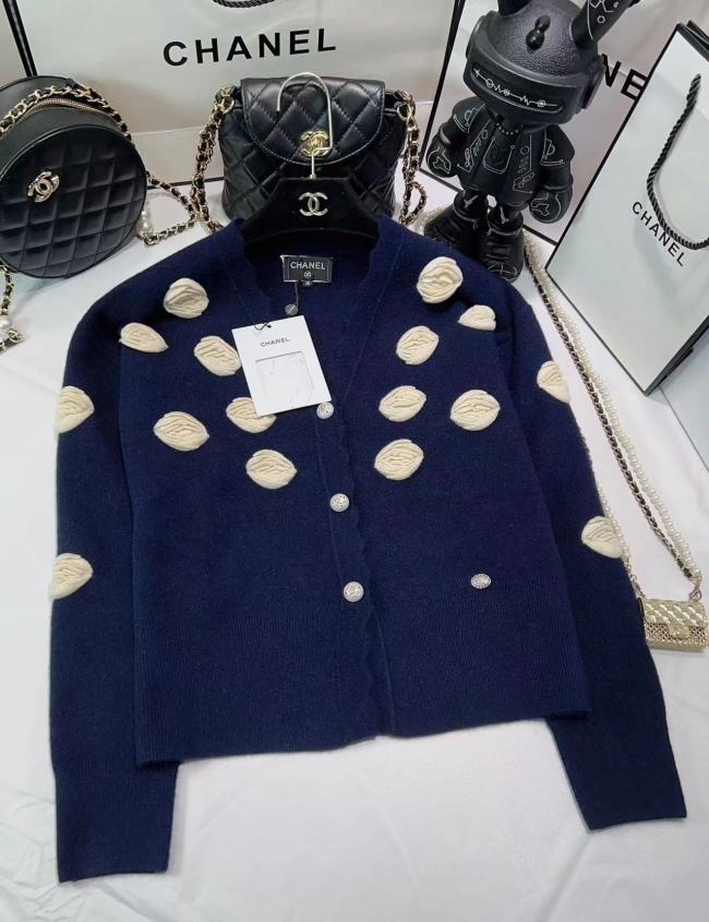 CHNL Sweater High End Quality-011