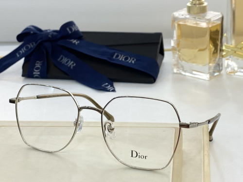 Dior Sunglasses AAAA-533