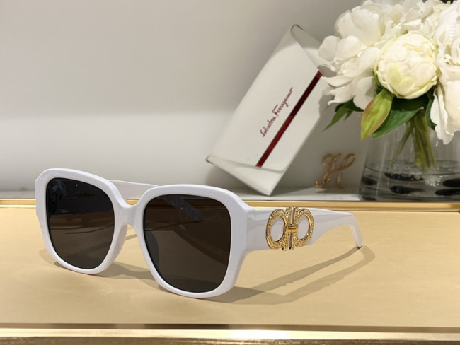 Ferragamo Sunglasses AAAA-669
