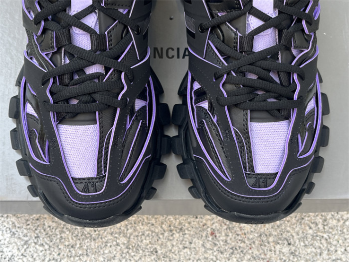 B 17FW Tripe-S High End Sneaker-434