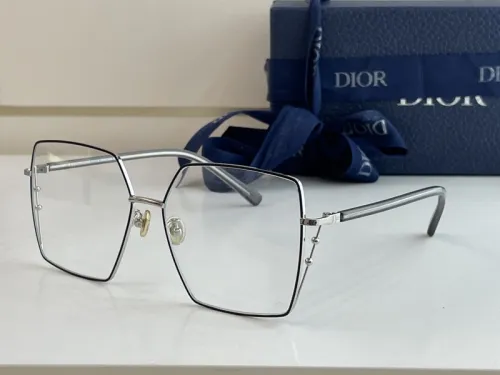 Dior Sunglasses AAAA-420