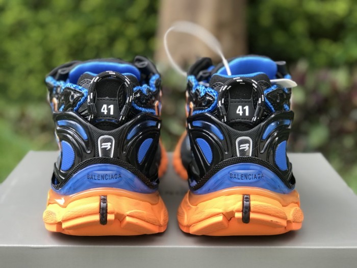 B 17FW Tripe-S High End Sneaker-327