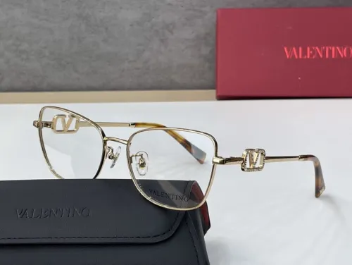 V Sunglasses AAAA-014