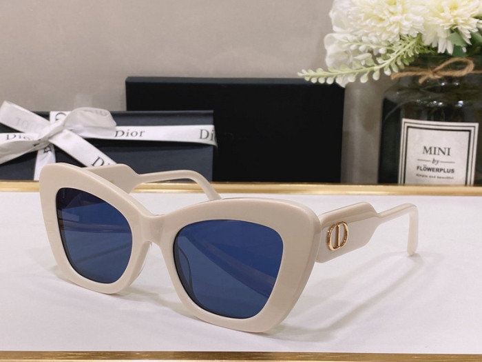 Dior Sunglasses AAAA-687