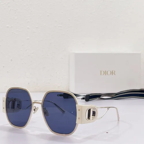 Dior Sunglasses AAAA-827