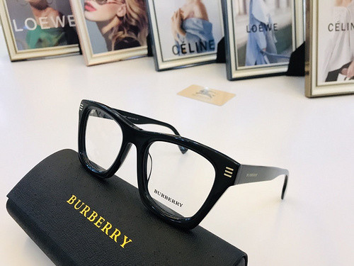 Burberry Sunglasses AAAA-1046
