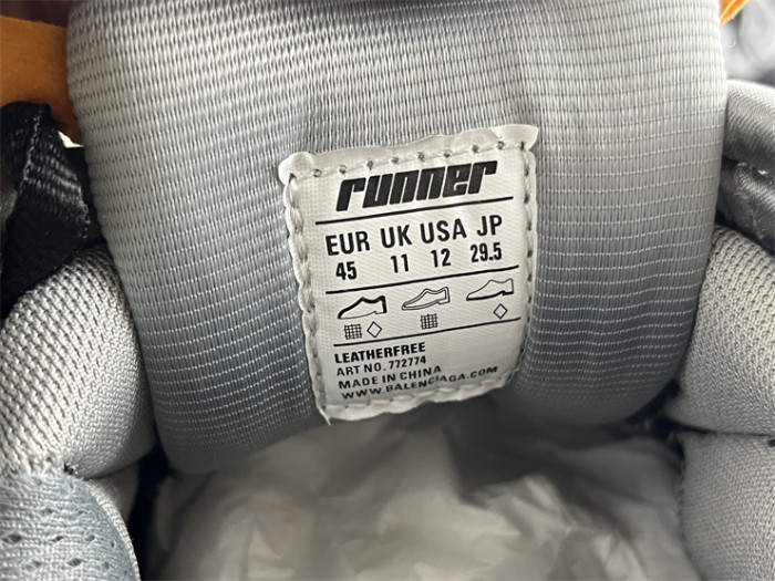 B 17FW Tripe-S High End Sneaker-442