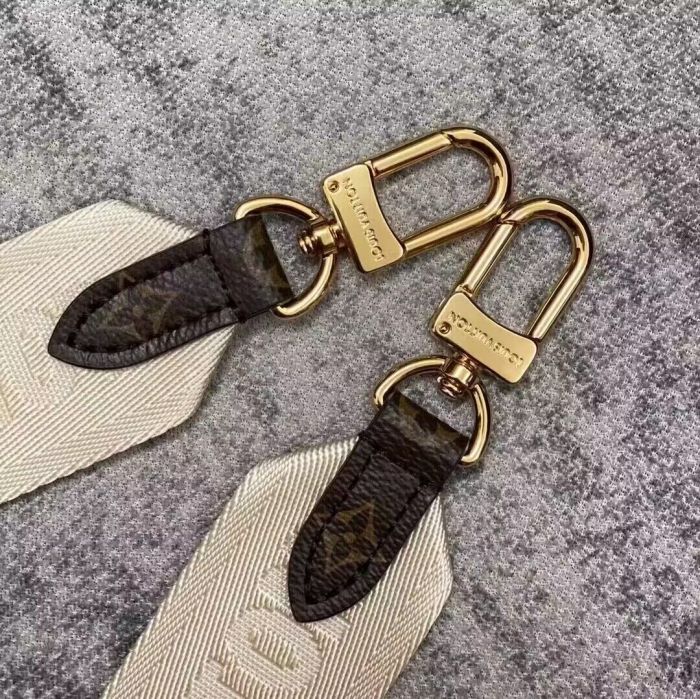 LV High End Quality Bag-1542