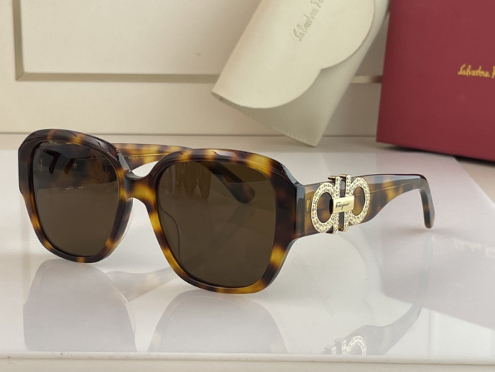Ferragamo Sunglasses AAAA-679